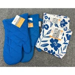 Mu Kitchen 1PAIR Oven Mitts 2 Towels Potholder Blue Floral Terry Lined Set Gift. Fixed Price $16.97.