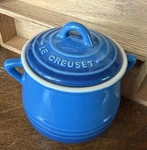 Creuset Mini Bean Pot 16 Oz Marseille Blue. Fixed Price $49.95.