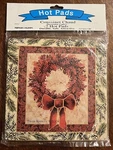 Vtg Hot Pads Range Kleen 1999 Holiday Wreath Christmas Nip. Fixed Price $15.00.