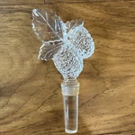 Mikasa Wine Bottle Stopper Austrian Lead Crystal Fruit Collection Berries Leaves. Fixed Price $17.00.