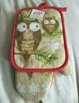 Holiday Time Owl Christmas Potholder & Oven Mitt Set. Fixed Price $10.88.
