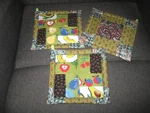 Simply Fruits W/pieced Backing Handmade Kitchen Potholder Set Of 3. Fixed Price $5.25.