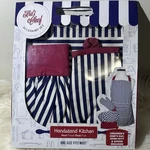 Handstand Kitchen Deluxe Kids Set 3 Piece Apron, Hat Oven Mitt New!. Fixed Price $14.99.
