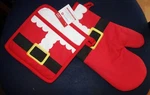 Celebrate Holiday Santa Christmas 2 Piece Set Pot Holder & Oven Mitt Nwt. Fixed Price $10.00.