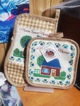 Vintage Potholder And Oven Mitt Set Sweet Home". Fixed Price $15.00.