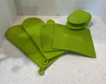 Cuisanart Silicone Kitchen Set. Fixed Price $20.92.