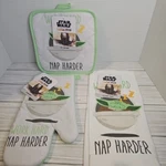 Star Wars Kitchen Towel Oven Mitt Pot Holder Set Mandalorian Nap Ha New With Tag. Fixed Price $29.99.