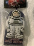 Kennedy Space Center Nasa Astro Oven Mitt New. Fixed Price $12.50.