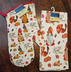 Turkey Pumpkin Gnome Oven Mitt & Kitchen Towel Set Thanksgiving Fall Holiday Nwt. Fixed Price $7.50.