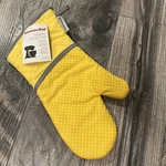 Kitchenaid Yellow Lemon Oven Mitt Terry Lining Textured Silicone Grip New. Fixed Price $29.99.