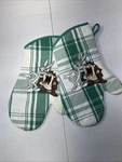 Looney Tune Market Oven Mitt Vtg Bugs Bunny Taz Cartoon Collectible. Fixed Price $14.99.