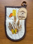 Vintage Franco Kitchen Oven Mitt Wheat Butterflies 1970S Brown Orange Nos W/. Fixed Price $19.99.