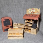 Sylvanian Families Calico Critters Bakery Shop Starter Set Magic Oven. Fixed Price $20.00.
