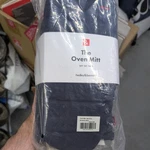Brand New Hedley Bennett Blueberry Oven Mitt Set Of Two. Fixed Price $15.00.