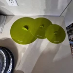 Rachael Ray Top This! Oven Microwave Safe Silicone Suction Lids Bowl Covers Set. Fixed Price $23.00.