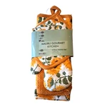 5 Piece Set, Malibu Gourmet Kitchen, 1 Oven Mitt 2 Pot Holders, Towels. Fixed Price $8.57.