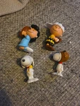 Peanuts Collectible Mini Figures Charlie Brown-lucy & 2 Snoopy. Fixed Price $20.00.